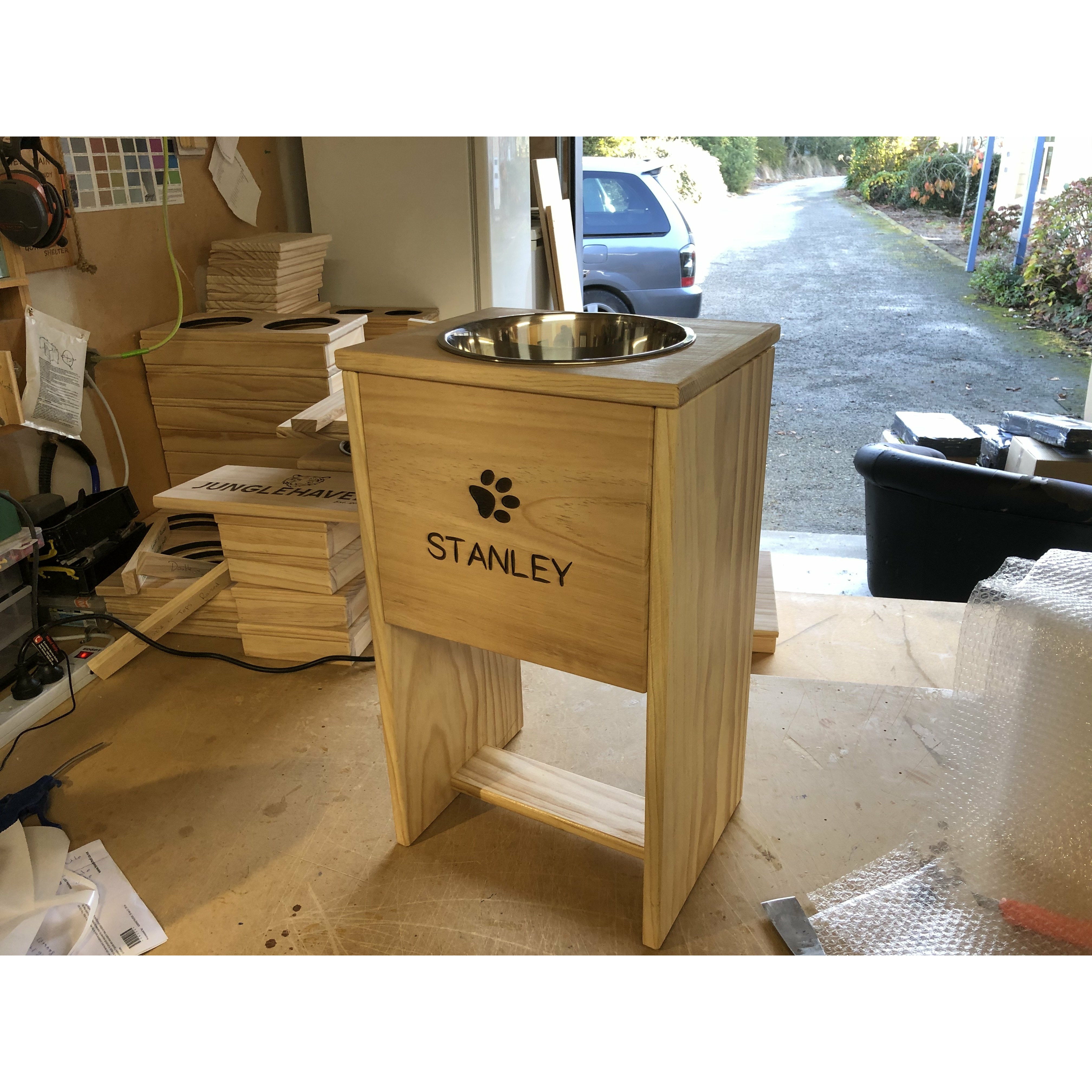 Raised Pet Feeder 1 Bowl (Extra Large) Personalised Pet Feeders